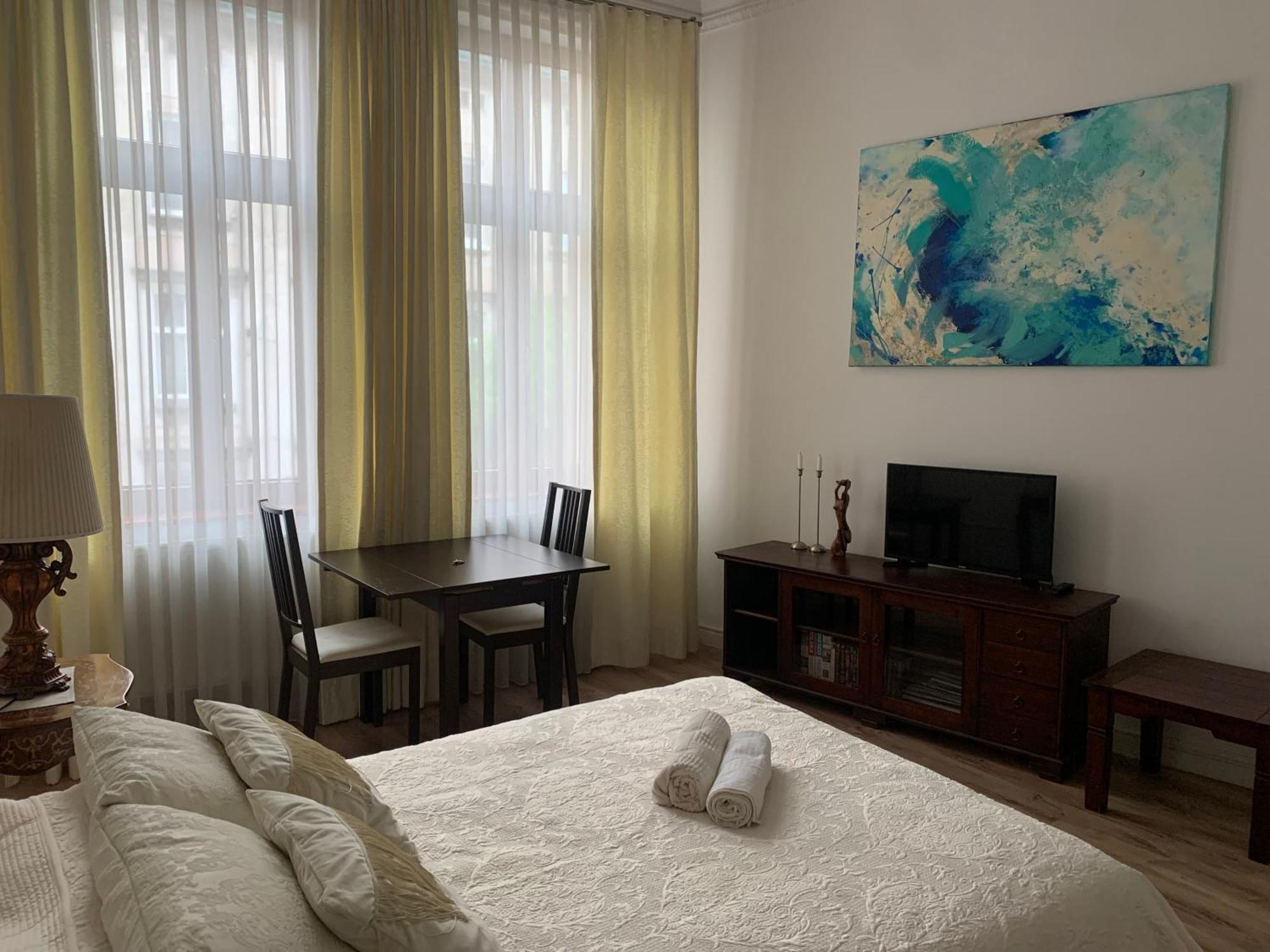 Studio Appartment In Old Town Cracovia Esterno foto
