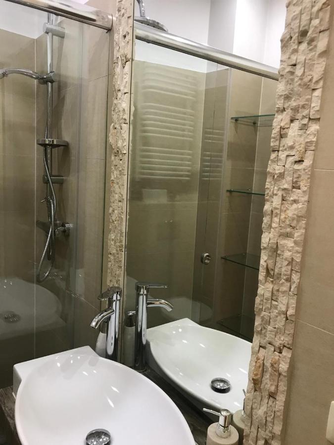Studio Appartment In Old Town Cracovia Esterno foto